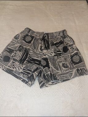 Men's Black & Cream Patterned Swim Shorts